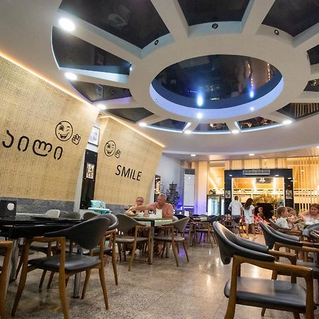 Hotel Smile Kobuleti Kültér fotó