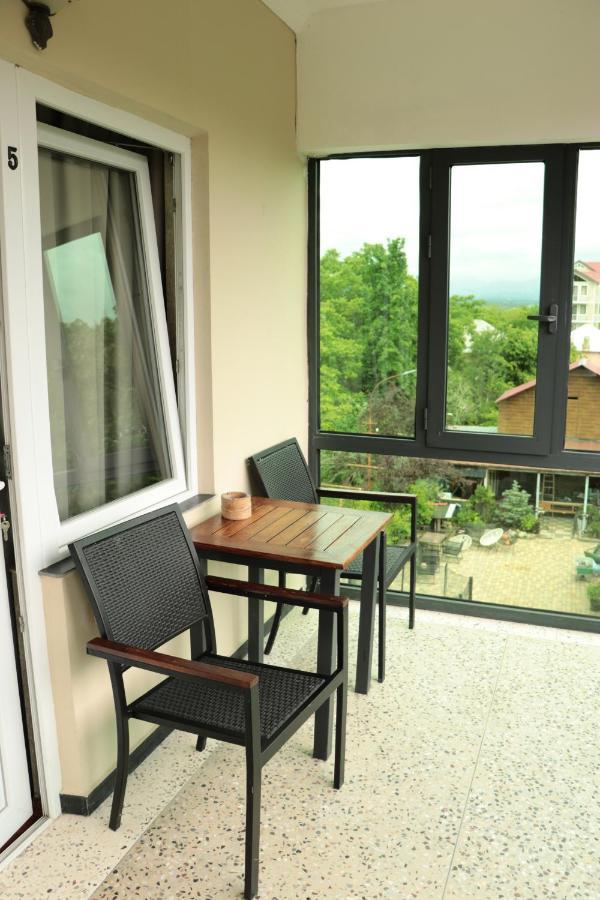Hotel Smile Kobuleti Kültér fotó