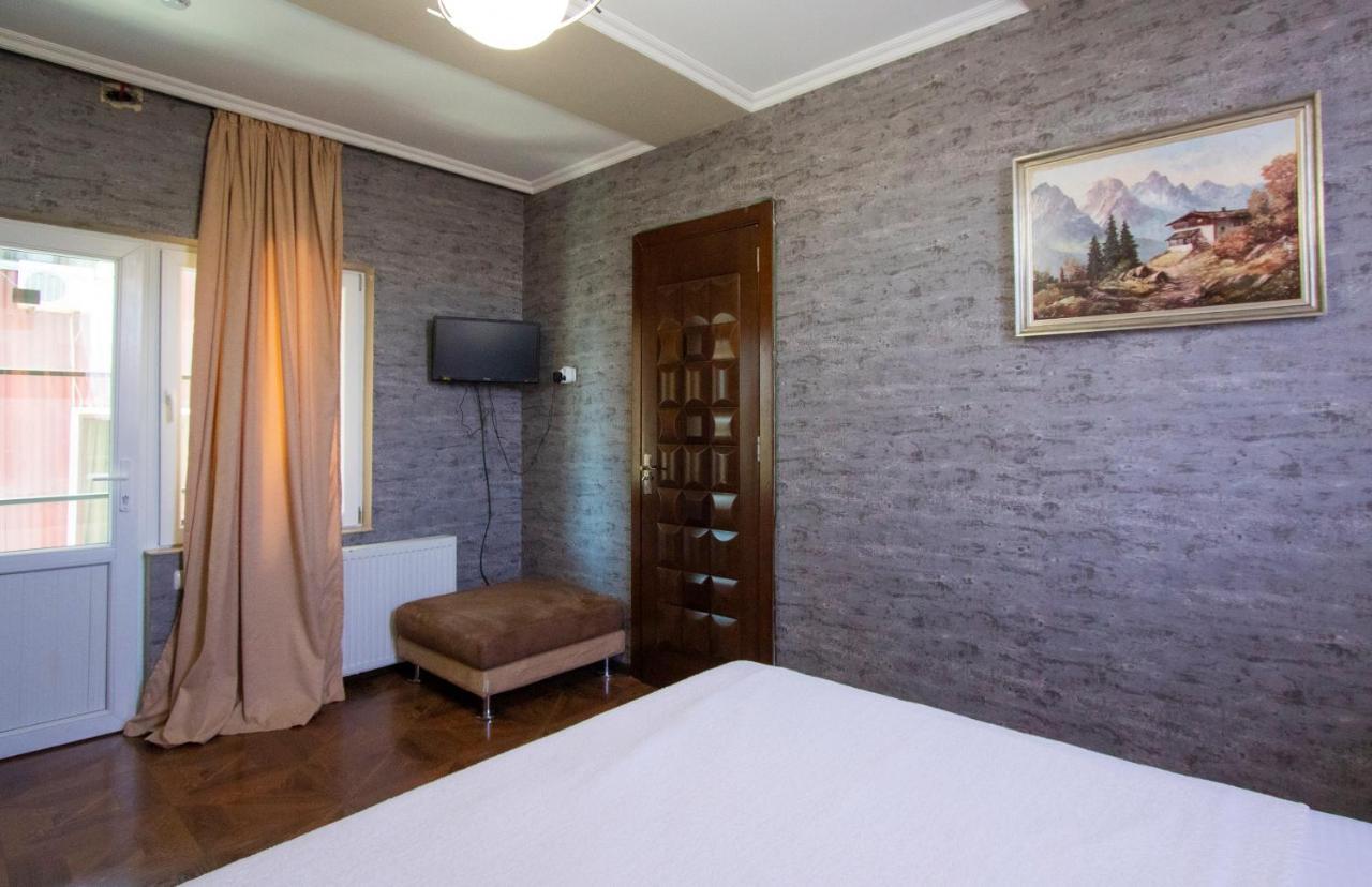 Hotel Smile Kobuleti Kültér fotó