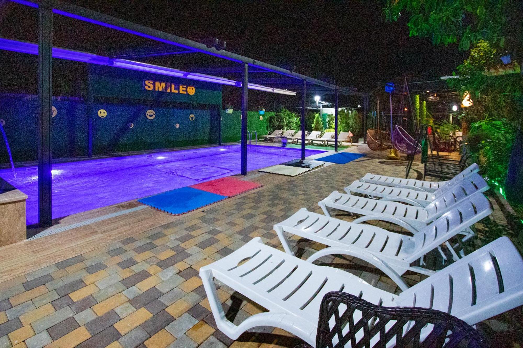 Hotel Smile Kobuleti Kültér fotó